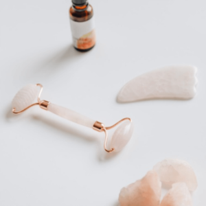 Lot roll-on et gua-sha